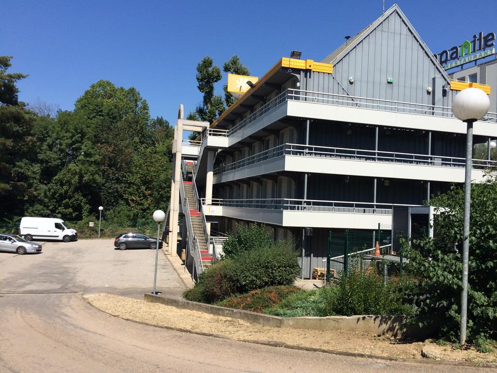 Premiere Classe Lyon Ouest - Tassin Tassin-la-Demi-Lune Exterior foto