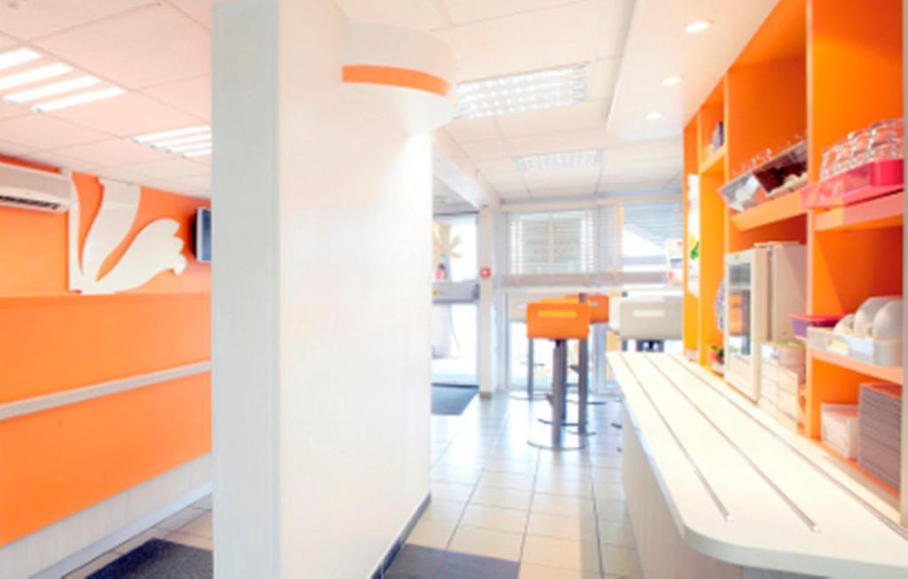 Premiere Classe Lyon Ouest - Tassin Tassin-la-Demi-Lune Exterior foto